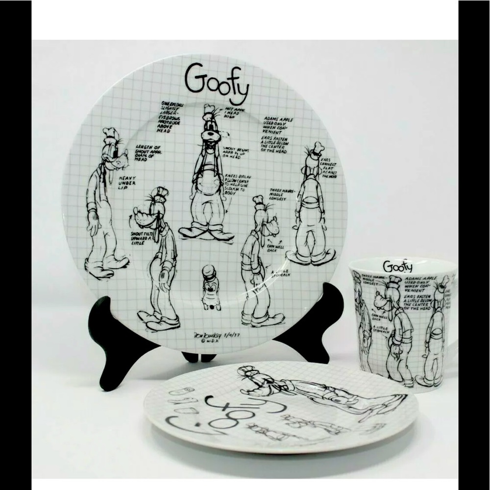 Goofy dinner set